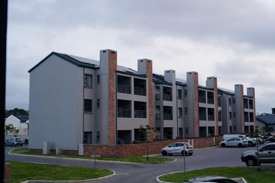 2 Bedroom Property for Sale in Pinelands Eastern Cape